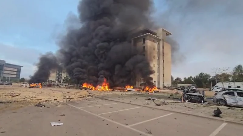 Zjarr i Madh Afër Zyrtave të Microsoft në Be’er Sheva, Pesë të Lënduar