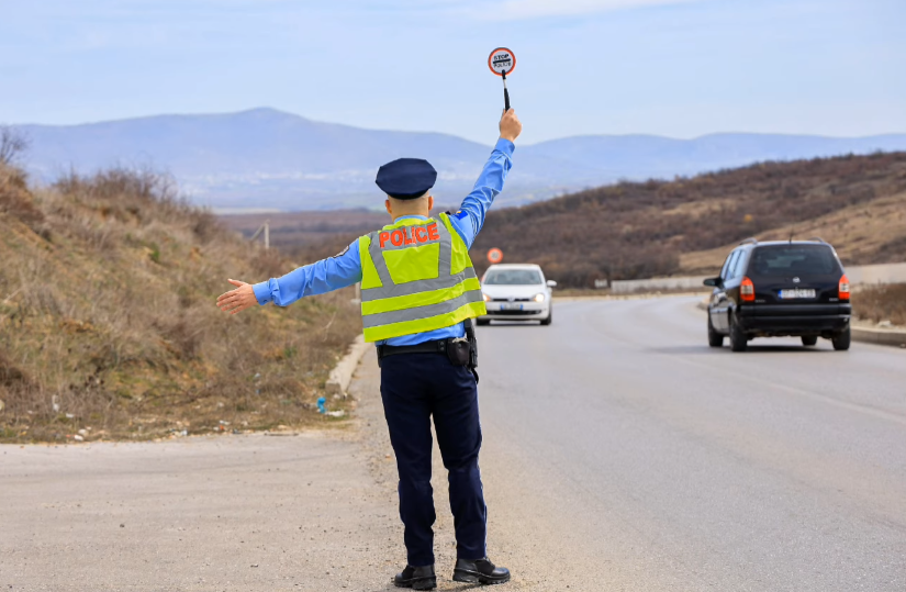 23-vjeçari në Ferizaj gjobitet për shpejtësi të tepruar, policia intensifikon kontrollet