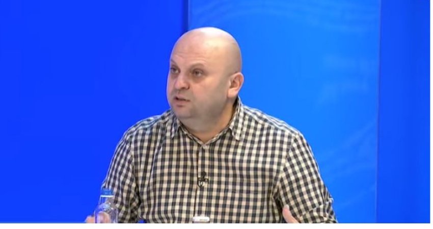 Mushkolaj: Koalicionet lokale janë legjitime, por marrëveshja e Tahirit pa ‘amin’ të partisë është problematike