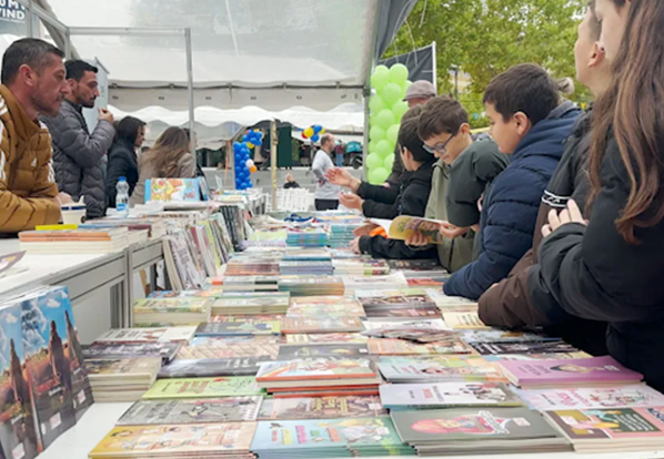 Sot mbyllet edicioni i tretë i Festivalit dhe Panairit të Librit për Fëmijë në Prishtinë