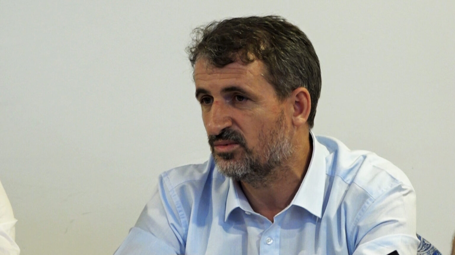 Miftaraj: Zgjedhjet nuk i leverdisin VV-së me mbështetje 32–34%, skenari ndryshon nëse shkon 40–45%